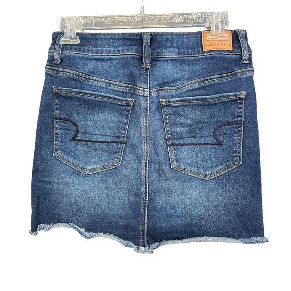 American Eagle Hi-Rise Mini Skirt 👖 Denim Frayed Hem Size 6 - Picture 2 of 7